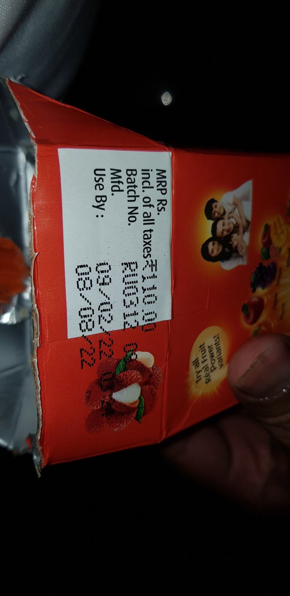 Ethan_hunt36's tweet photo. @Realjuices @fssaiindia @MoHFW_INDIA @ChhaganCBhujbal
रिअल च्या ज्युस मध्ये असे काही खराब पदार्थ आढळेल आहेत ह्यांची टेस्ट केल्या शिवाय कंपनी ने बॉक्स पॅक करून ज्युस विकायला काढले आणि जनतेच्या जीवाशी खेळ सुरू आहे लक्ष द्या ह्यात बुरशी आढळली आहे https://t.co/SMthaZjSWH