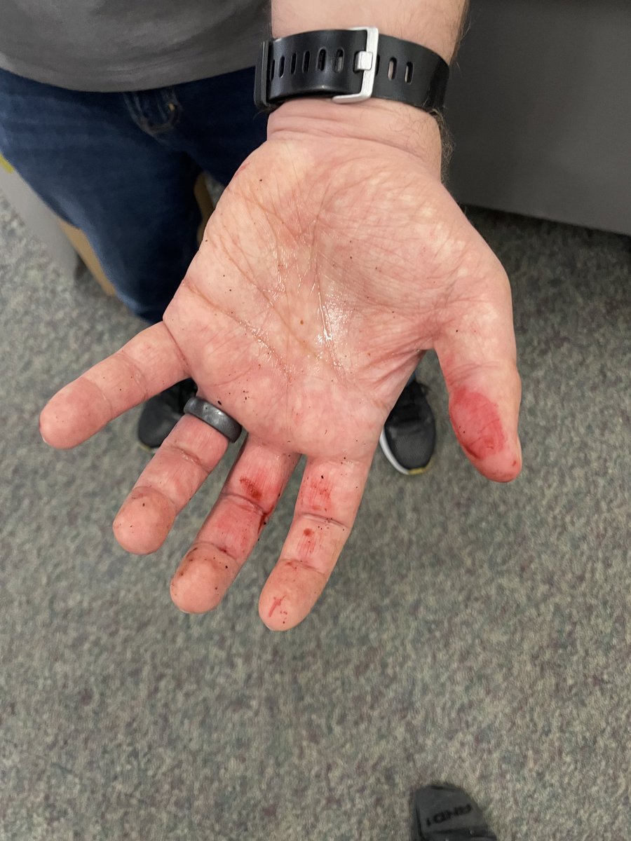 kellen_lynch's tweet photo. Helping a S with their science fiction project. So much fun. So cool. Can't wait for y'all to see the finished products. #elevate #notrealblood https://t.co/LsQsZgpOfd