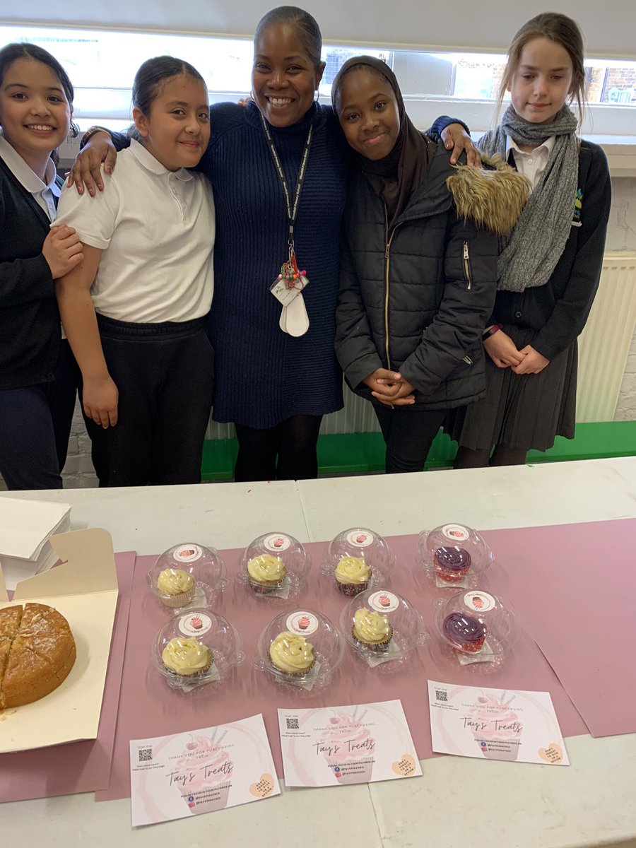 We loved all the delicious treats at Woodhill Cultural Cakes 🍰 Thank you Woodhill parents and Ms Ogundare for her delicious Tay’s Treats 😋