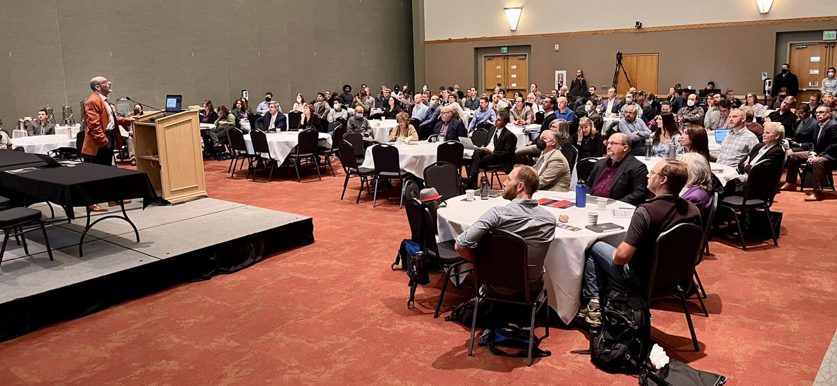 R_Whitt's tweet photo. Full house for the #Quantum NM Symposium @UNM, inspiring to see so many research powerhouses in one room. @UNMResearch @SandiaLabs @LosAlamosNatLab @AFResearchLab @nmsu @UNMengineering https://t.co/1WLVaMyawd