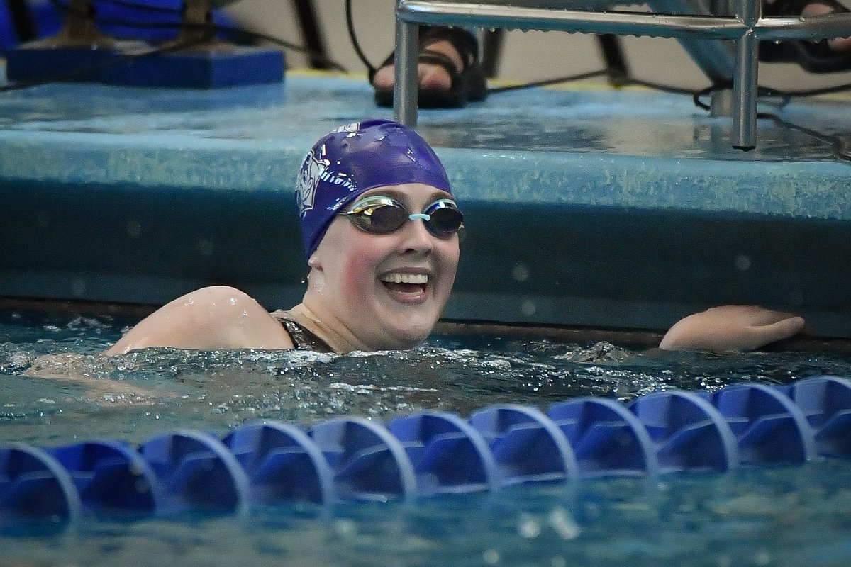 . <a href="/HaydenTrack/">Hayden Track & Field</a> senior <a href="/tannernewkirk1/">Tanner Newkirk</a>, <a href="/TopekaWestAthle/">TopekaWestAthletics</a> senior <a href="/KadenceJeffries/">kadence jeffries</a> named <a href="/DanKey_Farmers/">Dan Key Farmers Agency</a> Athletes of the Week. ...
topsports.news/1882-hayden-s-…