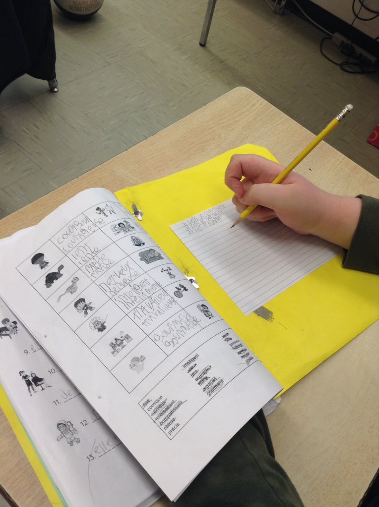 Mme Currie (@mmecurriewps) on Twitter photo Gr 8s <a href="/Westmount_ps/">WestmountPS</a> showing off their French writing skills. Love how this provides so many entry points for different abilities. #tvdsbfsl Gr 8s <a href="/Westmount_ps/">WestmountPS</a> showing off their French writing skills. Love how this provides so many entry points for different abilities. #tvdsbfsl