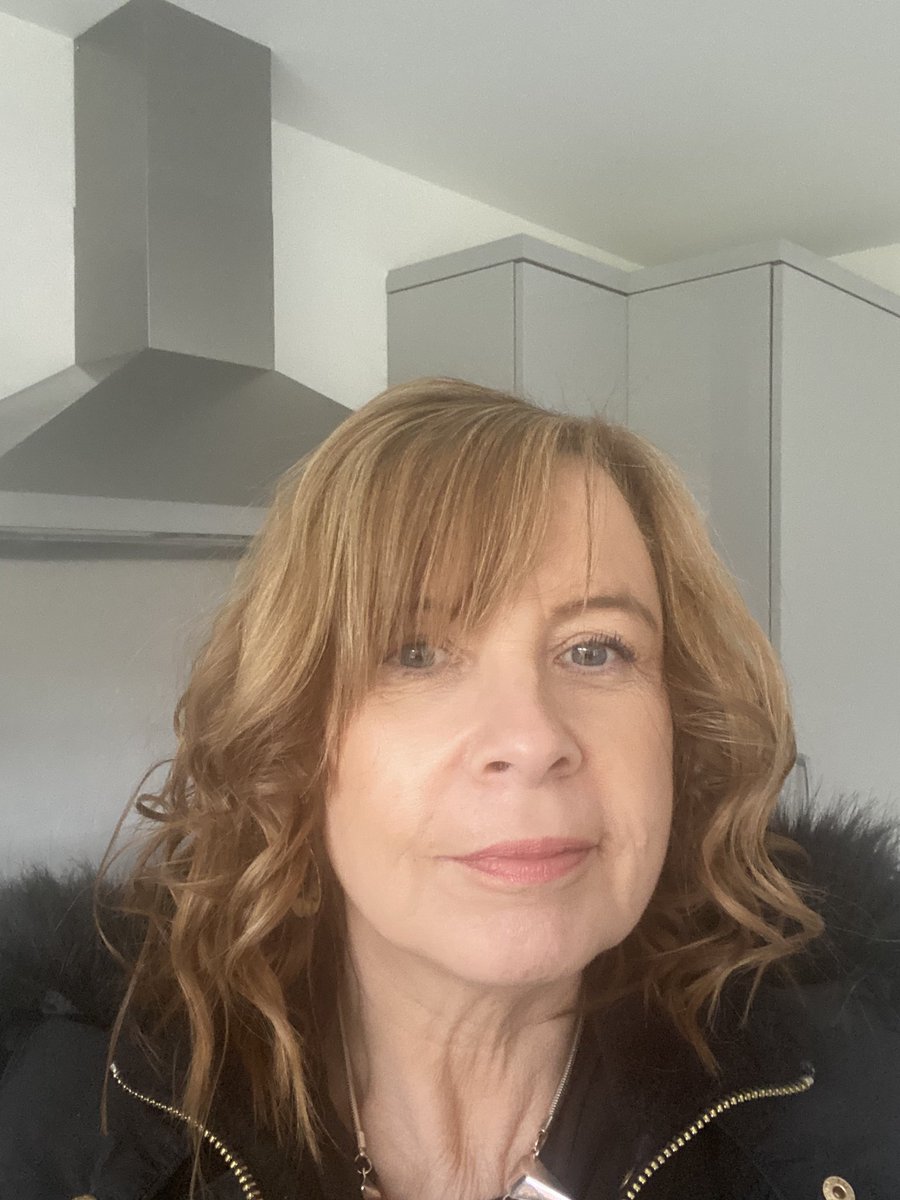 A wee lunchtime trip to the hair and beauty department.  Thank you so much to our S3 pupil Melissa for my curls.  You’re a star ⭐️