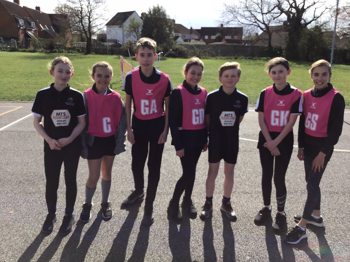 Burnham_PE's tweet photo. Fantastic afternoon of #Hi5Netball we P3 W2 D1 & won due to goal difference!! ππ₯Thanks to #WilliamDeFerrers for organising @AllSaintsMaldon for hosting & @MaylandseaP for transport help ππ»π #GoBurnham @ActiveEssex @EnglandNetball #netball #teamwork #teamworkmakesthedreamwork https://t.co/ItcEzXvqVE