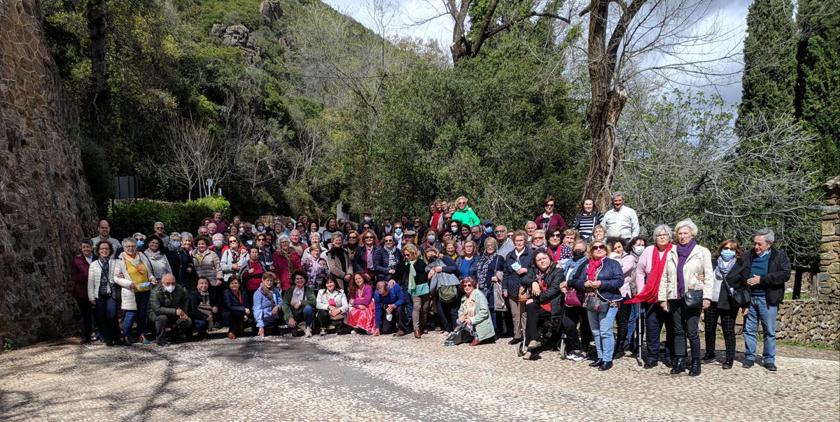 Más de 100 alumnos y alumnas de  SEP Cerrillo Blanco(Pilas), SEP Mures(Villamanrique Condesa) , 
SEP San Bartolomé (Umbrete) 
y CEPER Maestra Dña. Carmela (Sanlúcar Mayor) visitan Aracena y Alajar. Felicidades por el trabajo en red y el conocimiento del patrimonio. <a href="/CEPdeSevilla/">CEP de Sevilla</a>