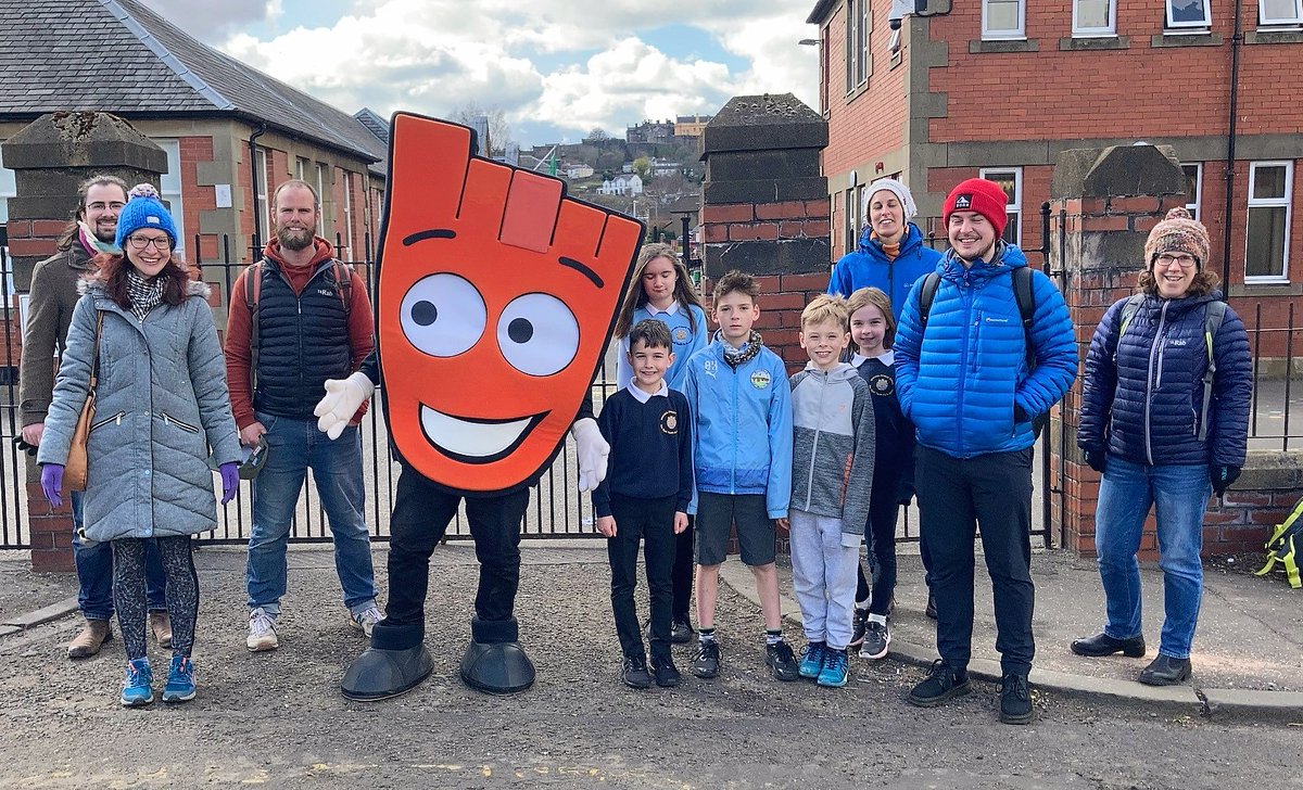 LStreetsScot's tweet photo. Following the Big Walking Seminar https://t.co/BqoSLfcMvs earlier today we had the opportunity to ‘Walk and Talk’ with some of the delegates to the @StirlingCouncil Riverside School Street project, where Strider was afoot👣#walktoschool https://t.co/YJ6tjufsZl