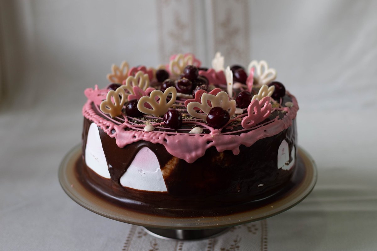 jadziulis's tweet photo. Torta nema ime jos, moja je receptura, mnogoo je ukusna https://t.co/k7OpI7wadM