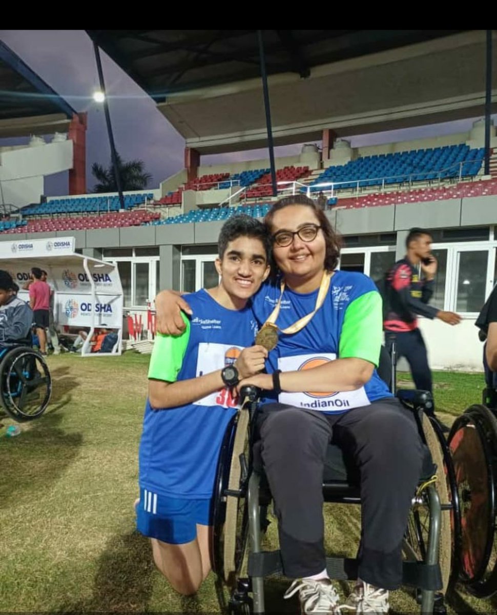 My Niece Avani Got silver medal in 20th Nationals Held in Bhubaneswar Odisha. A pic with Paralympian Ekta Bhyan Ji.

@BhyanEkta 
#TokyoParalympics🇮🇳
@cmohry @IndiaSports @Media_SAI @Paralympics @asianparalympic @ParaAthletics