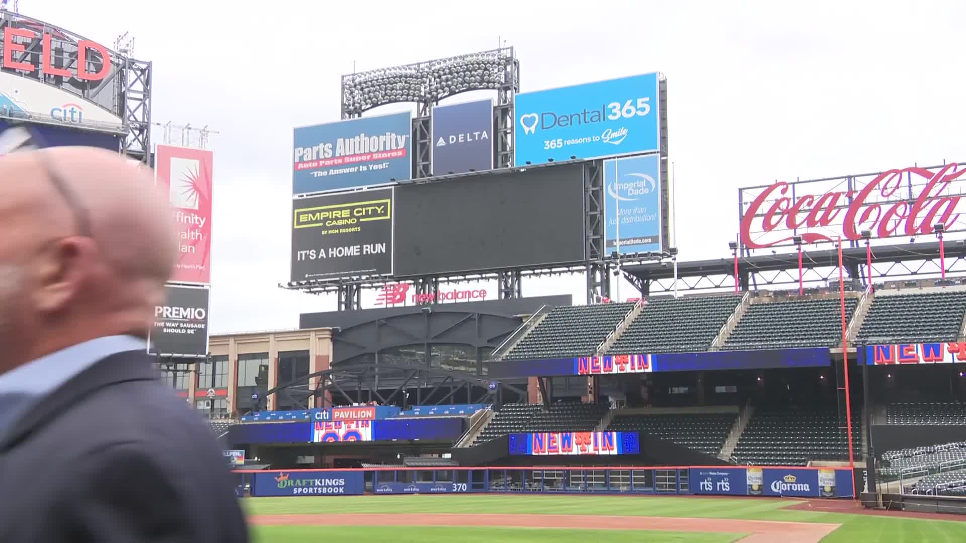 SNY on Twitter "The Mets are giving a sneak peek at the new 4K LED