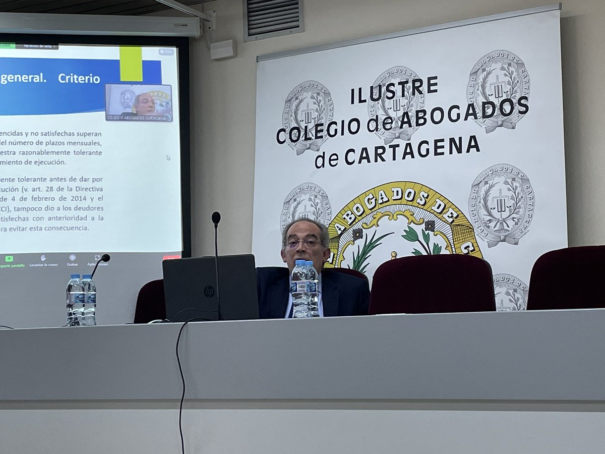 icacartagena's tweet photo. Didáctico y muy claro D.Jose Manuel Nicolas Manzanares, Presidente de la sección 5a Audiencia Provincial Murcia @juecesAPM #TallerSolidarioUcrania https://t.co/vAWgxxmPAG