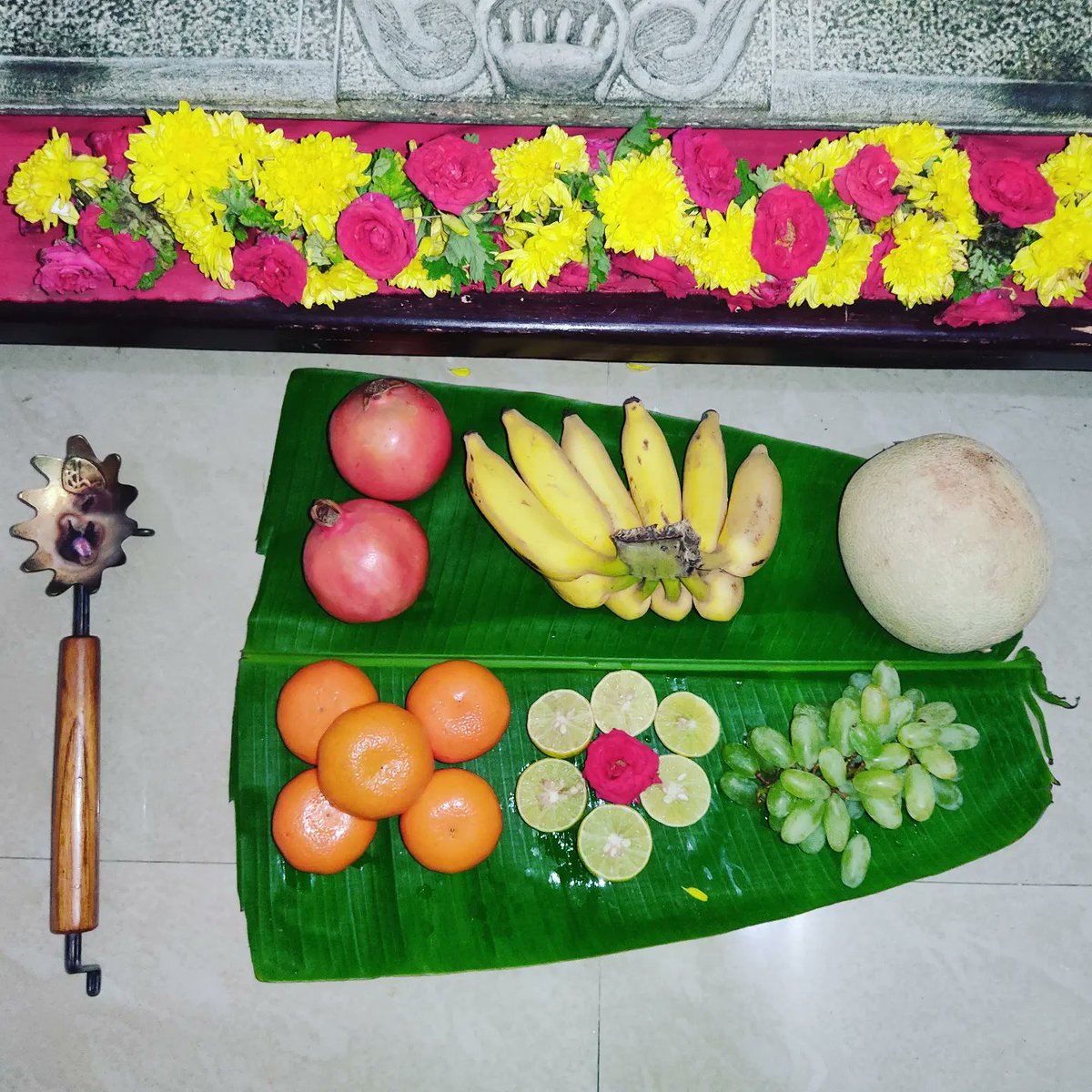 TejasweeVinod's tweet photo. Today's Amavasya Pooja 🙏🏻
Last Amavasya Pooja of #plava Lunar Year🙂 with Devi❤️
#devipooja #lingabhairavidevi #lingabhairavipooja #lingabhairaviyantra #avighnayantra #amavasyapooja #sannidhipooja https://t.co/1qPOcTComQ