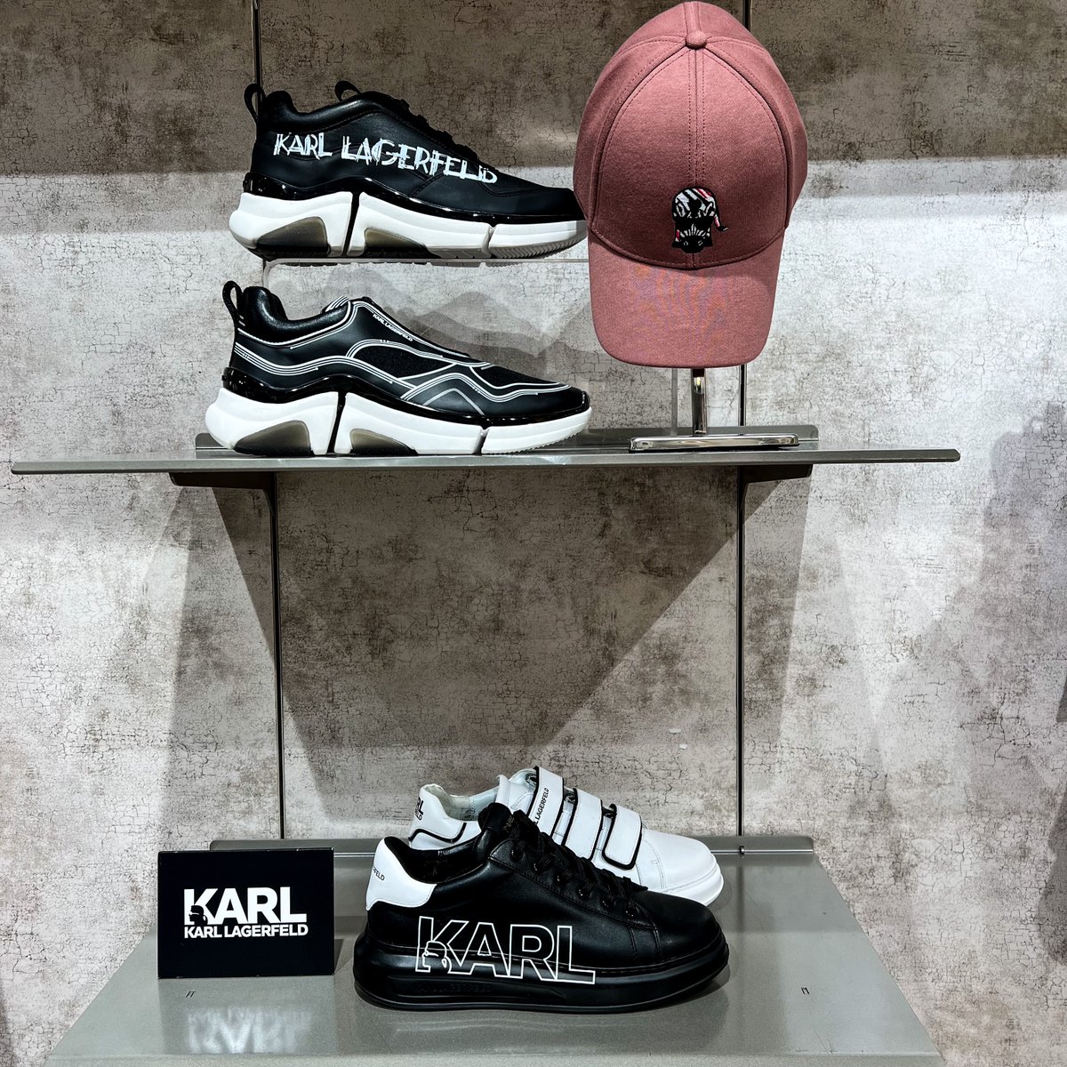 SandtonCity's tweet photo. Spoil yourself with #Iconic design than with this week's #Iconic22 offering 🤩
Shop the @KarlLagerfeld Collection, in-store & receive up to 20% off #PreviewDesignerCollection until 5 April & treat yourself to a wardrobe refresh with #IconicSandton 👏
Ts&Cs Apply. https://t.co/EJtDBv5rhR