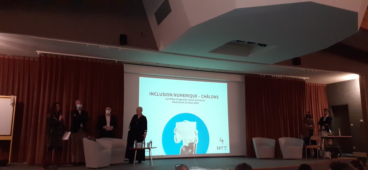 Nous participions le 23/03 à la restitution d'une étude réalisée sur <a href="/ChalonsAgglo/">Châlons et son Agglo</a> sur l'inclusion numérique car, à la Mission Locale de Châlons/Sainte-Menehould, nous accompagnons les jeunes aussi dans leur maitrise du numérique, essentielle dans leur insertion sociale &amp; pro.