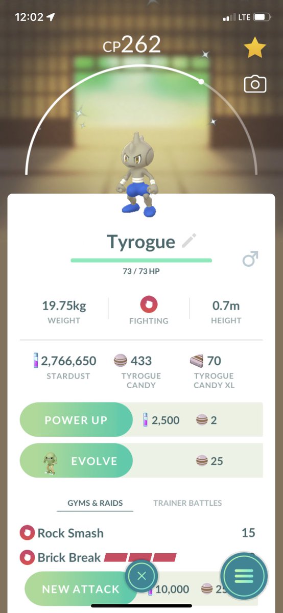 Lexxy287's tweet photo. AHHHHHHH!!!!!!!!!!! IM SO HAPPY #Pokemon #PokemonGoApp #POKEMONGO #PokemonGOfriends #ShinyPokemon https://t.co/KZFbRuaVCJ