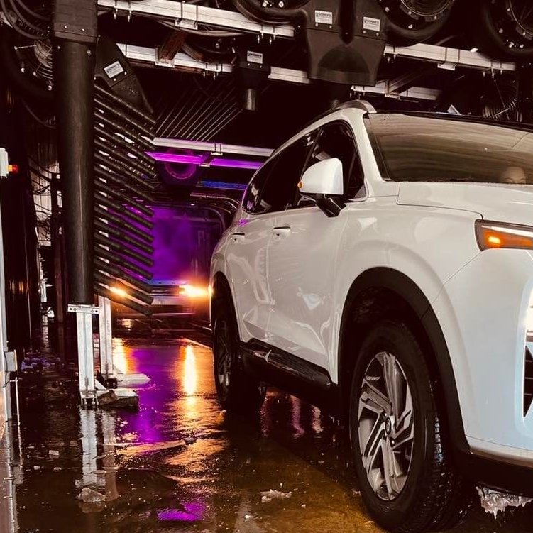 Shop Hop tomorrow, 5-8 PM
Sunday Best
👔New button down men's shirts with a fit you will love!! 
👗Women's dresses that you feel pretty wearing!
✍️Enter drawing for a FREE Best Car Wash from Elite Car Wash 🚗
🍩 Enjoy a freshly made donut hole from 8 Sisters Bakery!! Yum!!