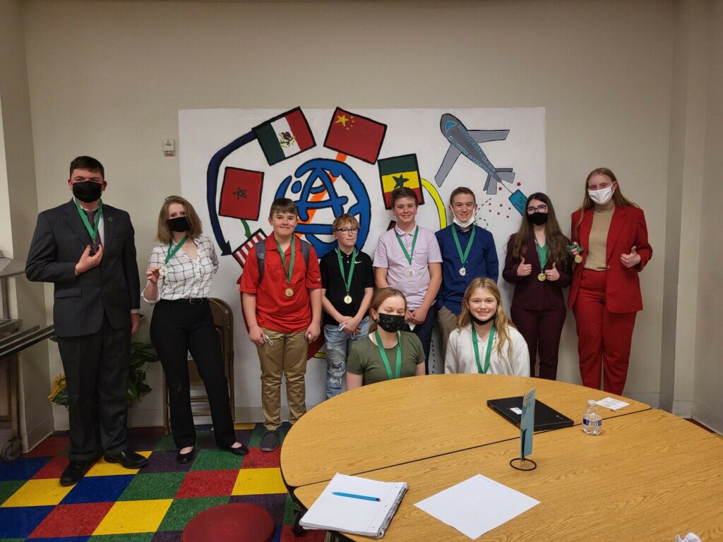 Congrats to our Parli Debaters who crushed it last night!!

Varsity:
1st- Carmen Myers/Gabby Holman

Novice:
2nd- Jenna DeWeese/Andrew Gottman

Middle School:
1st- Carter Cygan/Lincoln Jacobson

2nd- Lincoln Smith/Jack Turner

3rd- Bella Turner/Mila Bond