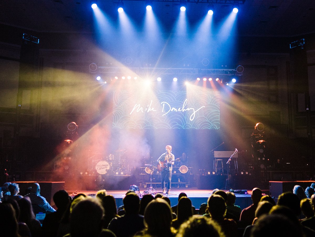 Heading to Florida! Join Mike for some shows in April. More details at mikedonehey.com/tour

April 8th  – Murray Theatre – Jacksonville, FL
April 9th – SeaWorld – Orlando, FL
April 10th – Word of South Festival – Tallahassee, FL

-Team Mike