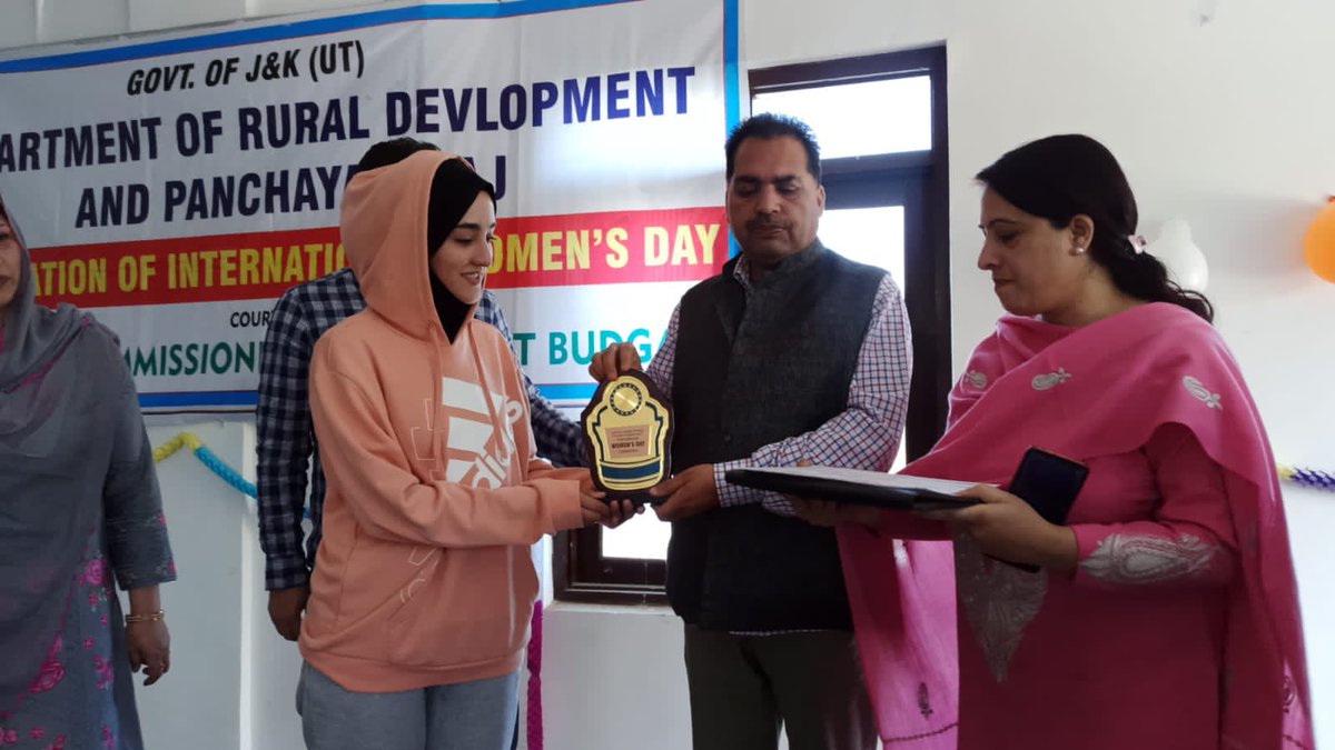 Fiza Nazir tweet media