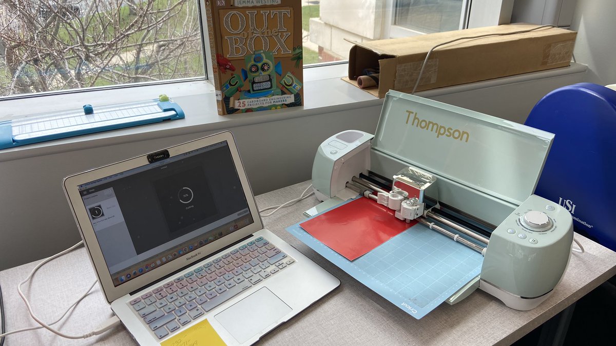 Lauren Velez tweet media