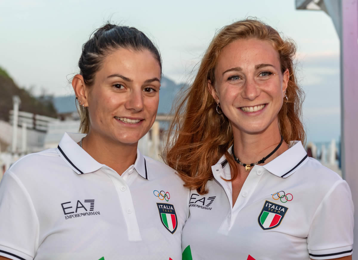 canottaggio1888's tweet photo. Consegna Laurea Honoris Causa alle Campionesse Olimpiche Valentina Rodini e Federica Cesarini
➡️ https://t.co/KsWfznydvV
#italremo #Cesarini #Rodini #laurea https://t.co/8BENckcwVI