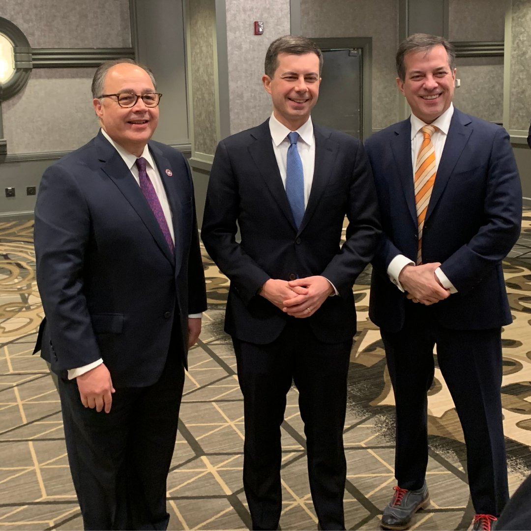 SecretaryPete's tweet photo. With the Infrastructure law, we're creating good jobs, laying new train tracks, repairing bridges, expanding transit systems, and so much more. I look forward to working with @USHCC to unlock the full potential of the Latino business community to help power this growth. https://t.co/GBIfjpktZb