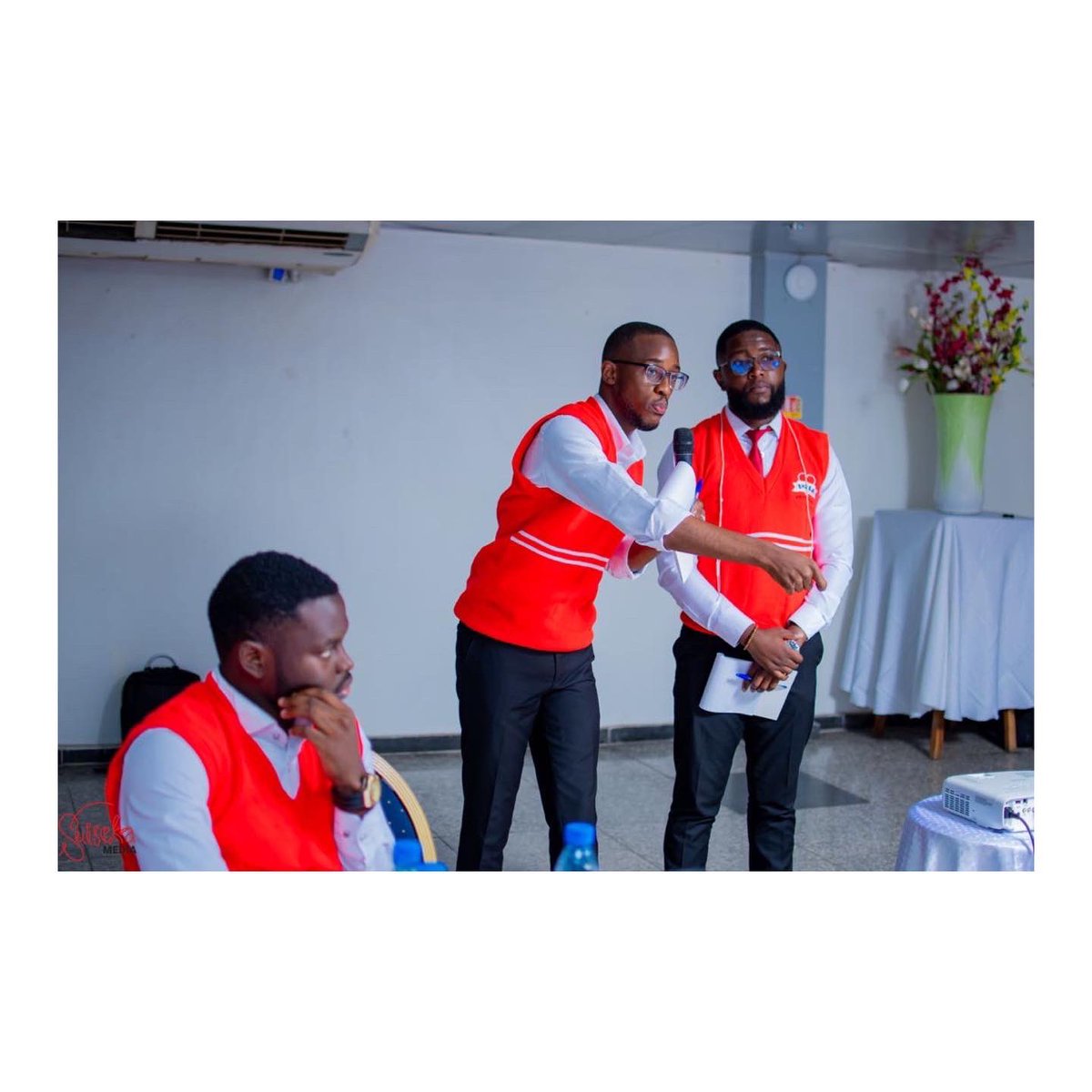 Dinito__'s tweet photo. #SHESA Batch president’s summit. 26/03/2022
📍 Hotel Charles de Gaulle, Douala https://t.co/acC4ANEsUp
