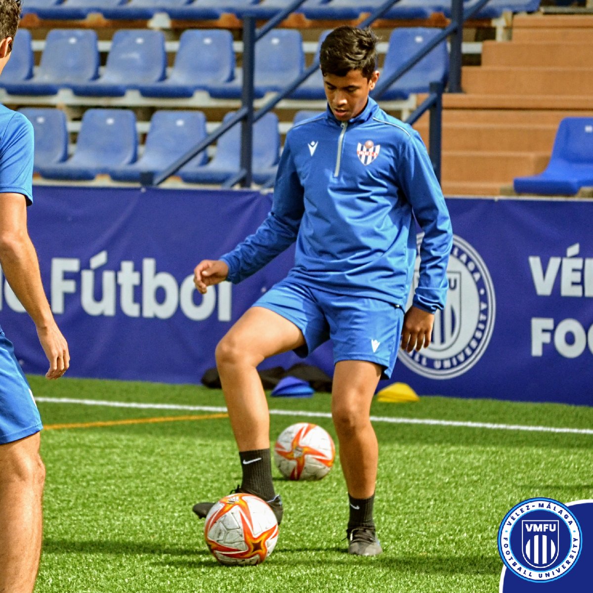 ⚽ With effort everything can be achieved 🥅

ℹ️ vmfootballuniversity.com

#VMFU #PuttingTheoryIntoPractice
🔵⚪🔵⚪🔵