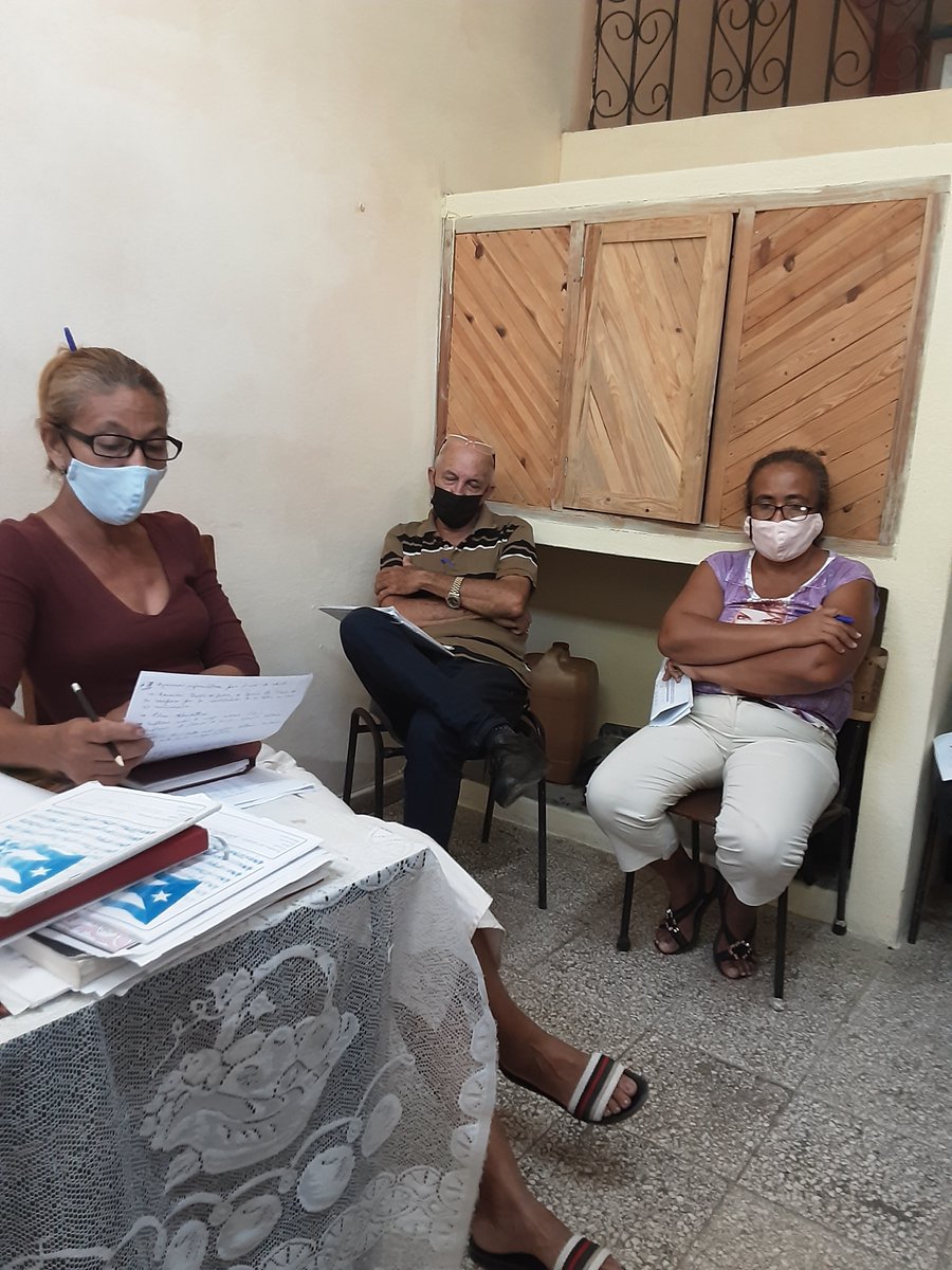 #Cuba #CubaMined #EducaciónGuantánamo #EducaciónBaracoa Se desarrolla el consejo de dirección del centro con la participación de los metodólogos de la enseñanza técnica <a href="/CubaMined/">MINED</a> <a href="/elsa_ena/">Ena Elsa Velázquez Cobiella</a> <a href="/Educa_Gtmo/">Dgeap Guantánamo Cuba</a> <a href="/maria_laviste/">Raquel Maria Laviste Villafruela</a> <a href="/PresidenciaCuba/">Presidencia Cuba 🇨🇺</a> <a href="/DiazCanelB/">Miguel Díaz-Canel Bermúdez</a>
