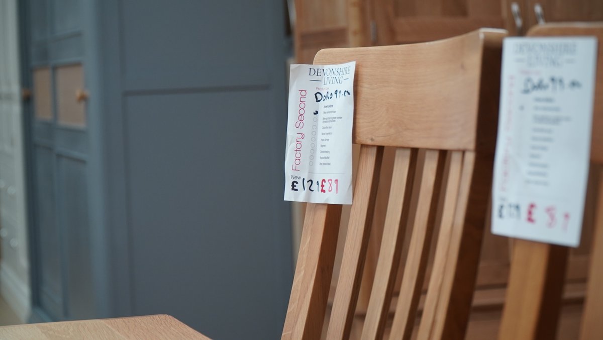 DLivingND's tweet photo. Do you know about our factory seconds floor? If not, it's time to hear about it! 👇

Offering a fantastic saving on many items including beds, tables, chairs, wardrobes, accessories and more! 🙌 It's also a sustainable way to ensure perfectly imperfect furniture is not wasted! 💚 https://t.co/QcOidIbMiX