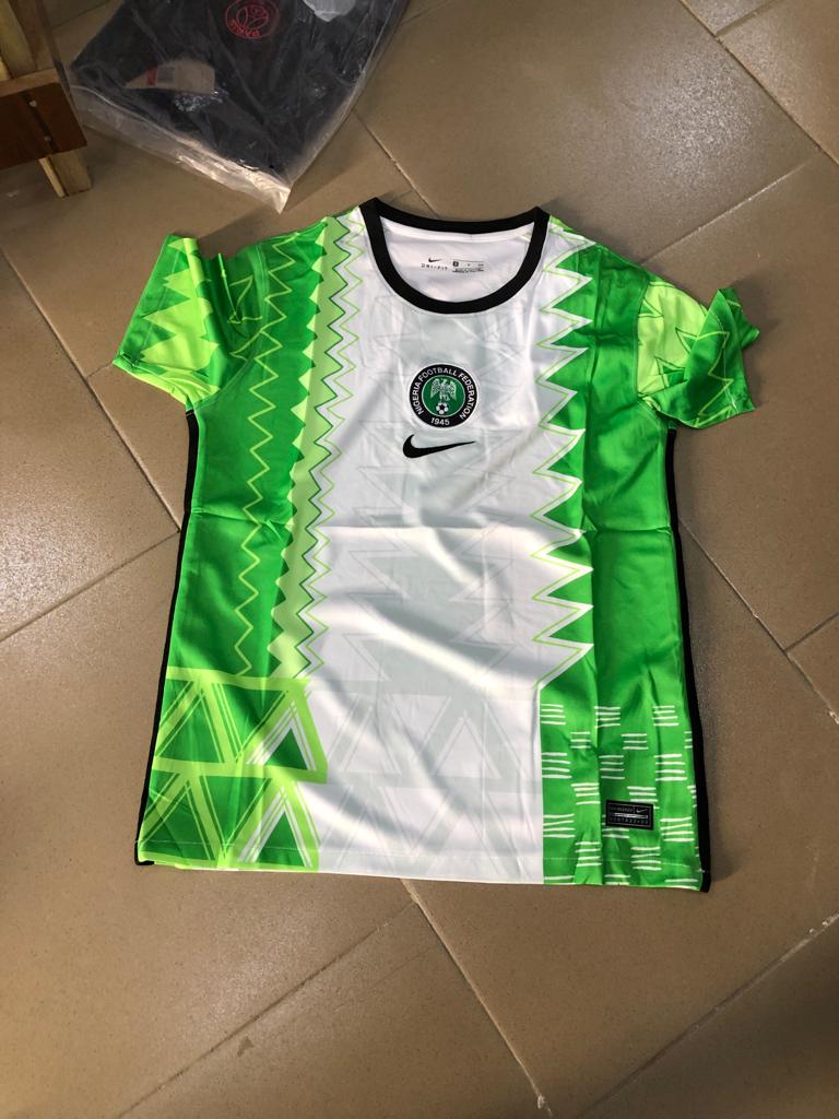 ConnectJersey's tweet photo. @Moefire_ Pls retweet my hustle
original  jersey available🔥🔥
price: 5K only
delivery:nation wide🚗
WhatsApp no: 08166209019 https://t.co/KE6xTQ6Cph https://t.co/ilh87m8vTT