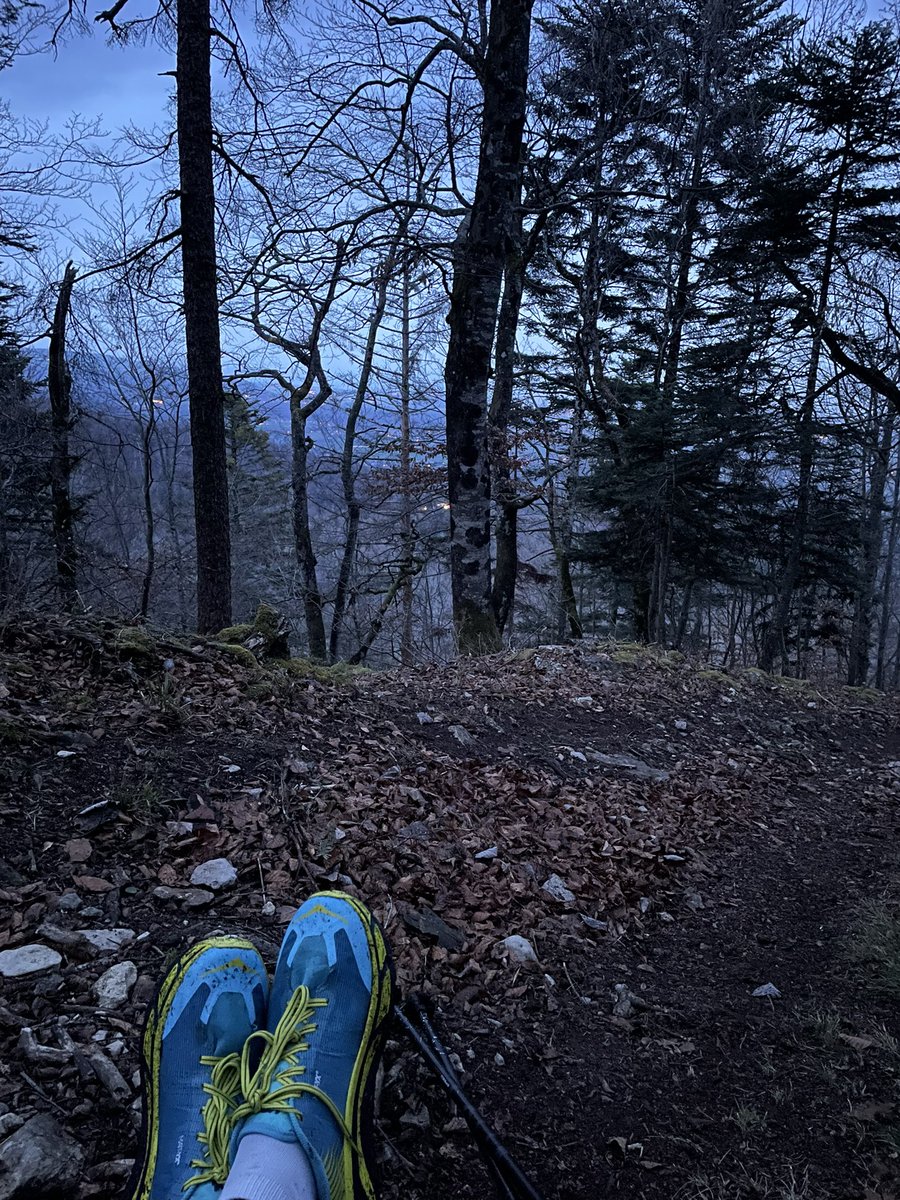 Scott42195's tweet photo. 01.01.22 to 31.03.22
1503kms / 33222m+
The #SwissPeaks360 & #RunScottRun100by50 dreams are very much alive!
#SpeedGoat4
#MafeteEvo2
#SpeedGoatEvo
@SwisspeaksTrail @hoka
#RunForLife ππ https://t.co/RX64AvY8Yz