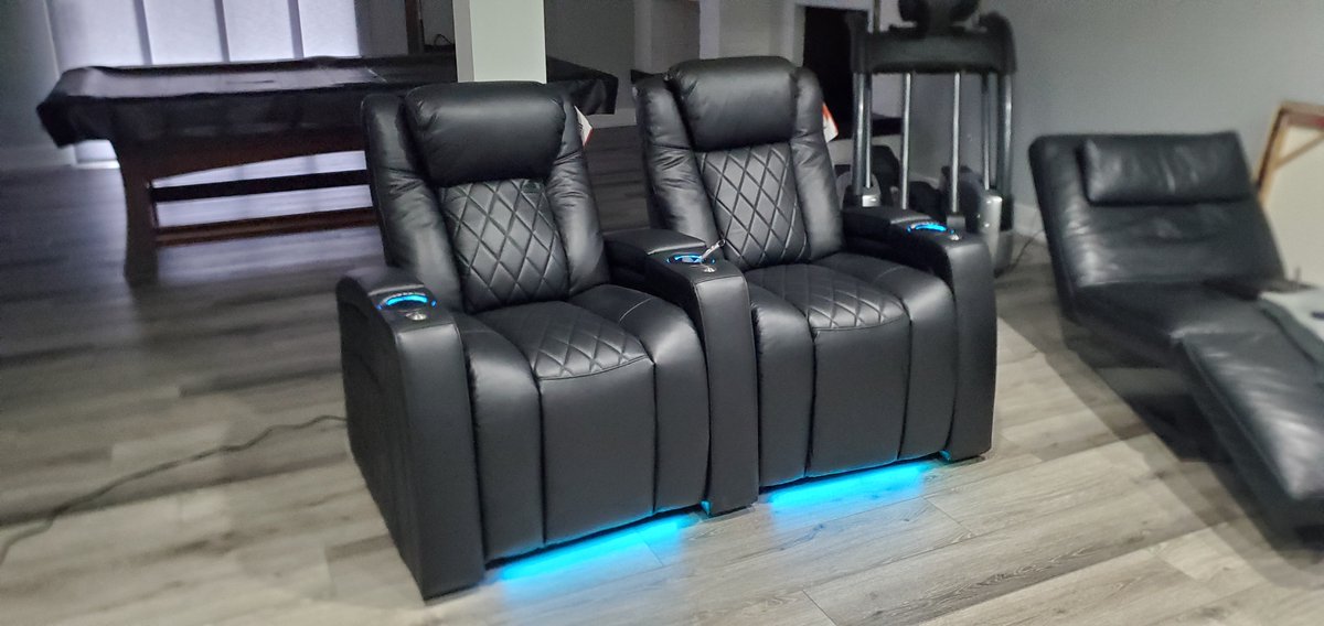 htmarket's tweet photo. Check out hot new HT Design Waveland: Customers just sent us some photos recently.  It's loaded with three way power, memory button to remember your fav recline/headrest and 7 color led with dimming Click https://t.co/3LCIlXyqh4 #hometheater #furniture https://t.co/A8H8jk4GU9