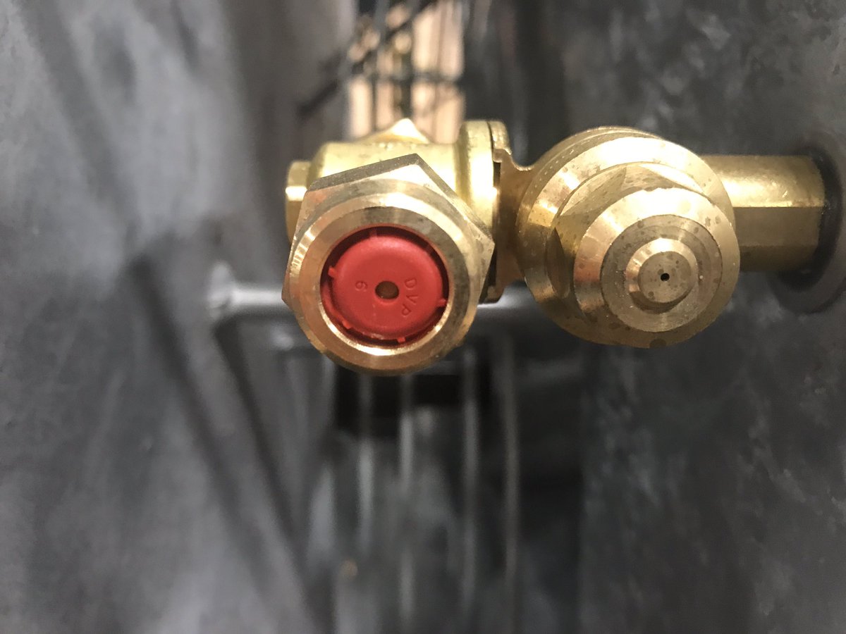 Spray_Guy's tweet photo. Trolling for sprayers on the tradeshow floor at The Pacific Ag Show in Abbotsford, B.C. I’ve seen lots of poly nozzles, but I’ve never seen (in person) plastic discs… I wonder how they hold up spraying suspensions under high pressure. Anyone know?
#LMHIA
#PACIFICAG22 https://t.co/ehDtZor8dJ