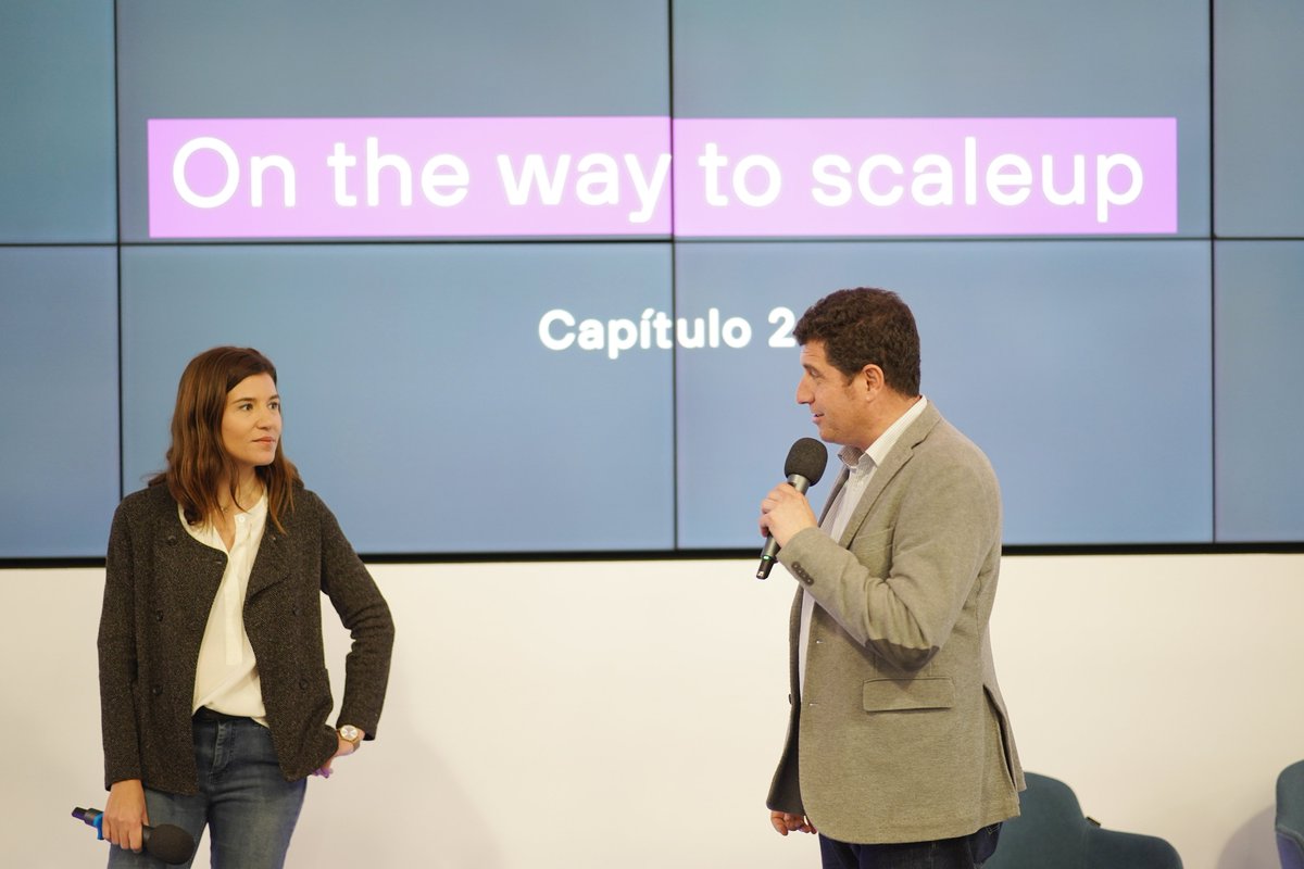 Startup_VLC's tweet photo. 📸 Segundo encuentro de 'On the way to scaleup' organizado junto a @WayraES en las 📍 oficinas de @insidezeusdata

Gracias @adridomper, @fvsegarra, @IrisCuevasEU y @MoralesCarles por compartir vuestras experiencias con los asistentes 🚀 https://t.co/YR7fl89LMx