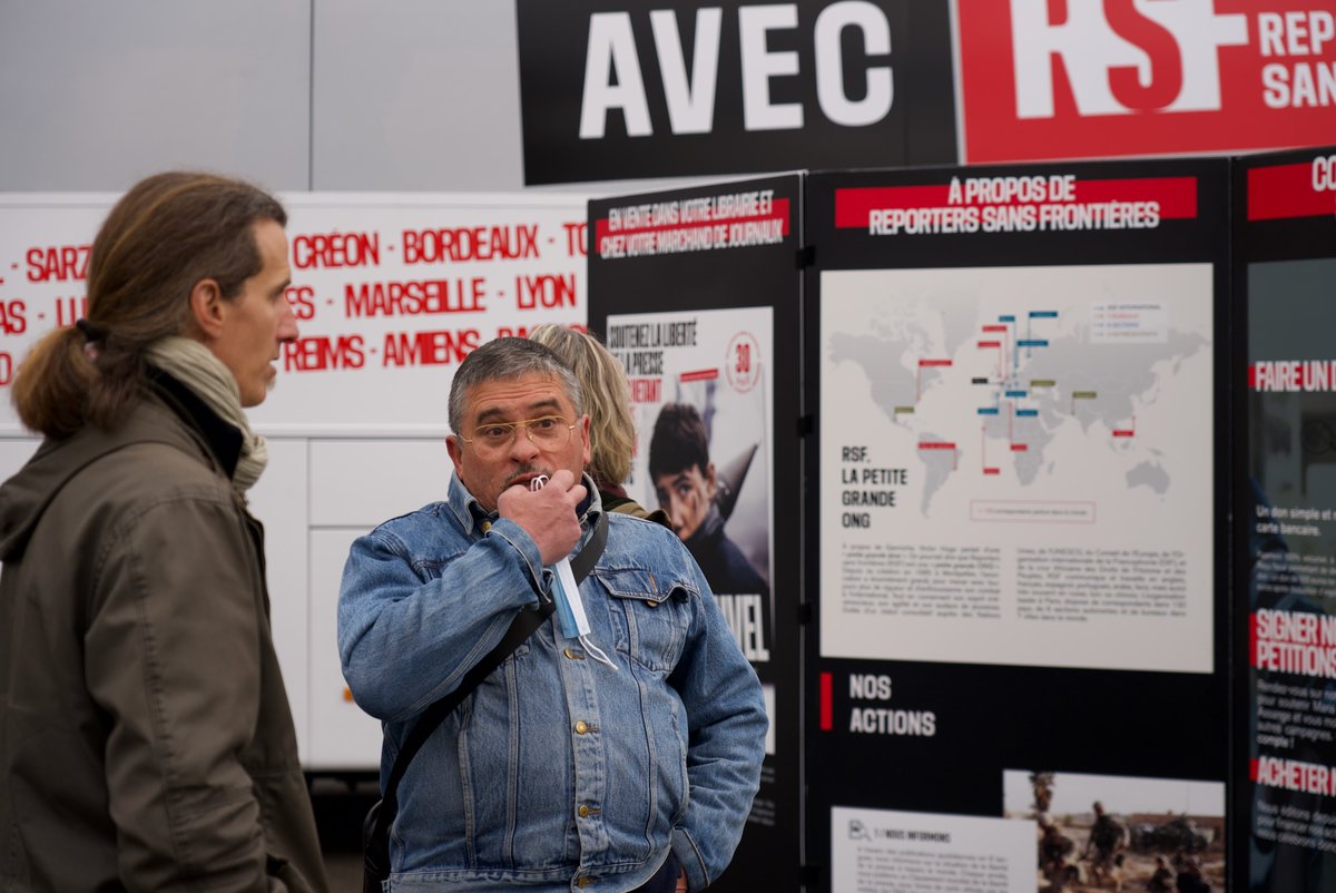 cdeloire's tweet photo. Avec le #BusRSF, nous serons ce vendredi (1er avril) à Pézenas le matin et à Lunel (Hérault) à 18 h 30 (Salle des Trophées) pour une assemblée citoyenne. Rejoignez-nous ! C'est une occasion unique de contribuer au livre blanc que nous produirons à l'issue de ce tour de France. https://t.co/O3u20oSaLc