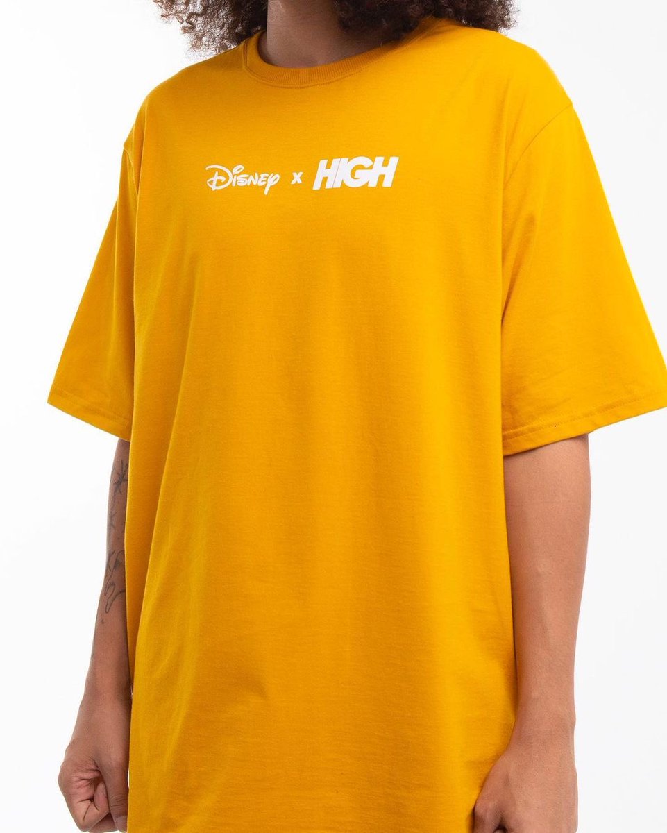 placetmagazine's tweet photo. Confira em detalhes as peças da coleção colaborativa entre High Company e Disney, prevista para ser lançada (08/04). 🏰 https://t.co/sRICkGE1nz