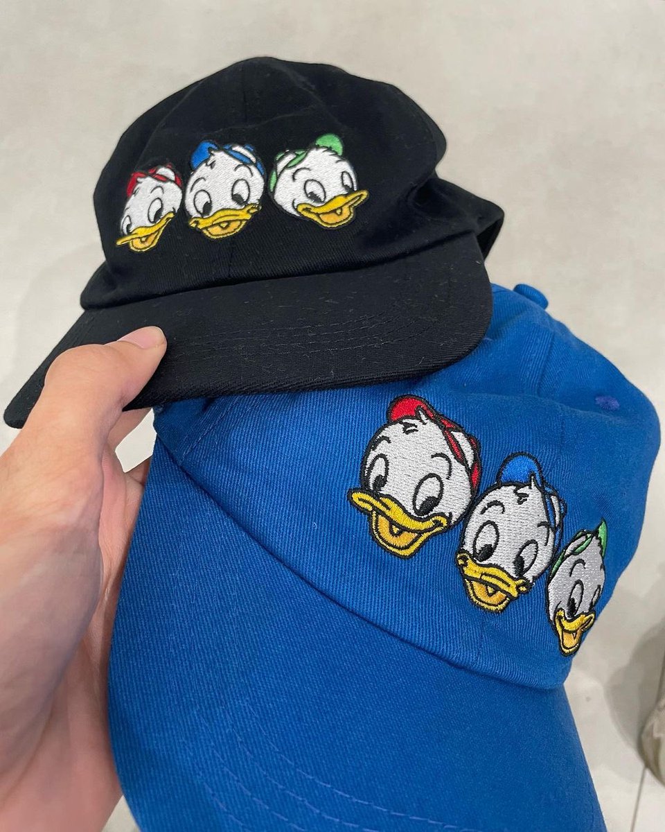 placetmagazine's tweet photo. Confira em detalhes as peças da coleção colaborativa entre High Company e Disney, prevista para ser lançada (08/04). 🏰 https://t.co/sRICkGE1nz