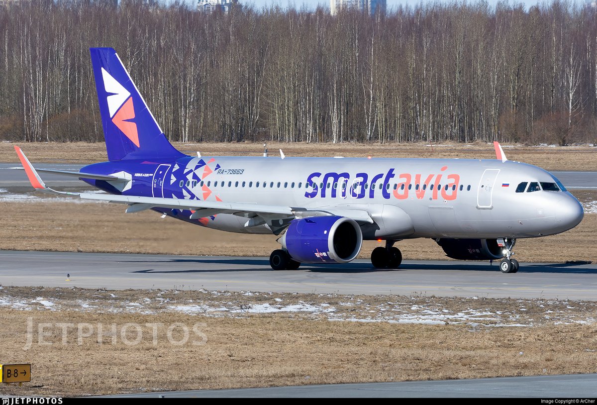 flightradar24's tweet photo. More than 200 of nearly 700 passenger aircraft registered outside Russia at the beginning of the month operated by Russian airlines have been moved to the Russian registry. Our continuing track of which aircraft have been moved: https://t.co/56AWIMLQWC https://t.co/sTWM3CwQuG