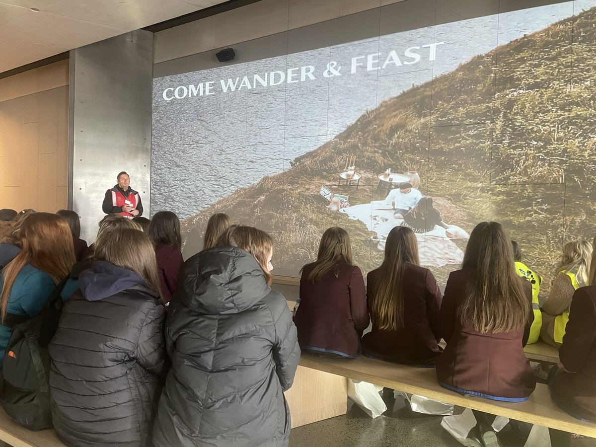 ChloeStewart06's tweet photo. Great morning volunteering @GCausewayNT in aid of @Springboard_UK #hospitality awareness day! It was great hearing from staff at the Causeway as well as #tourism talks from @BushmillsInn @ChocolateManor and a cooking demonstration from @paula_mcintyre #ITTM @PeterBolan https://t.co/5rTkPc8vRl