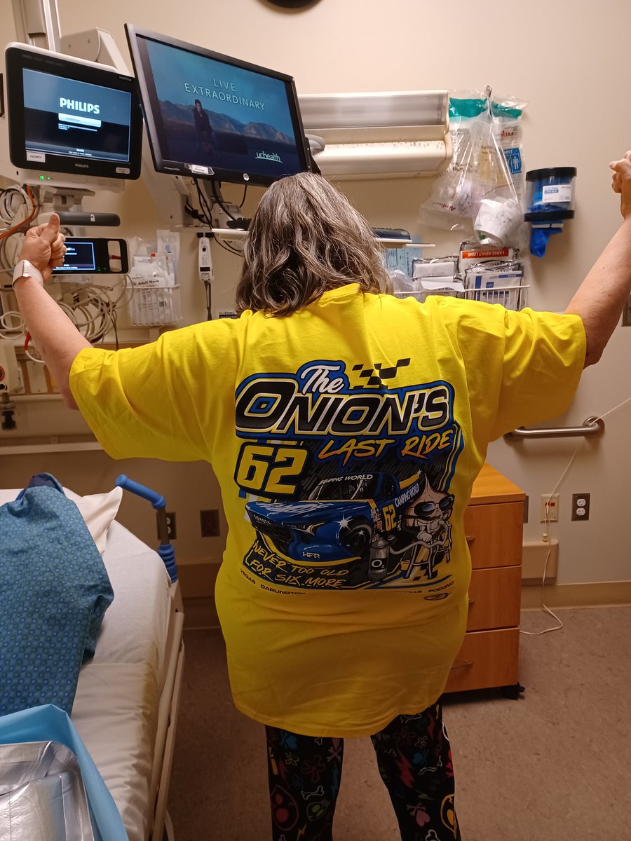 shirts4soldiers's tweet photo. @Team_Onion Ready for surgery! #onionstrong https://t.co/DSieICQYPi