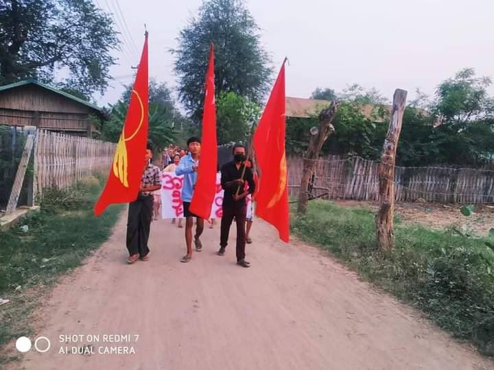 The Shwe Yae Kyi protesters in Yinmarbin Tsp marched to continue their regular strike against military junta. #US_SanctionMOGE #2022Mar31Coup #WhatsHappeningInMyanmar