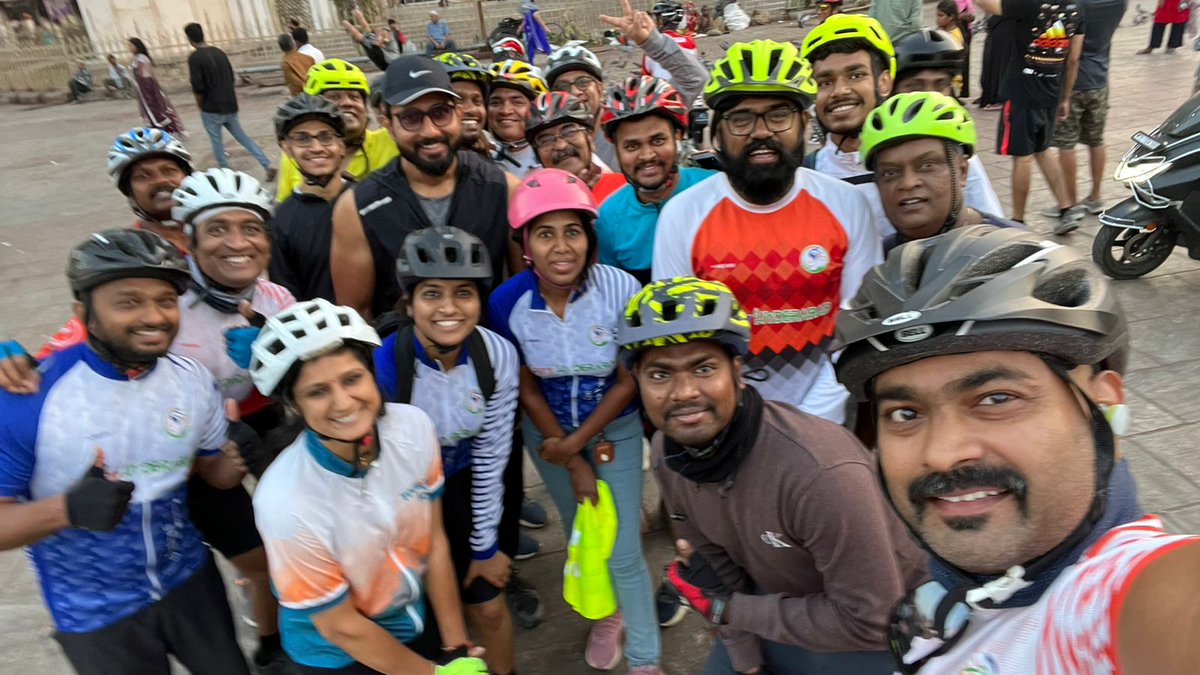 happy_hyderabad's tweet photo. #HappyHyderabad #Charminar #cycling ride
#ResetHyderabadWithCycling #Cycle #cycle4change #Cycle2Freedom https://t.co/zdiS6YAXID