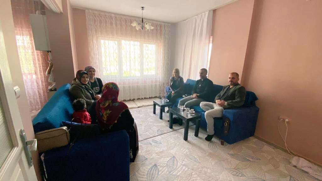 MhgMihrican's tweet photo. Bugün yine çok güzel bir günün daha sonuna geldik gün geçtikçe biraz daha büyüyoruz Allah'ın izniyle başaracağız 💧🌱@Alibabacan @emin_ekmen @IhsanMerdanoglu @CihanUlsen @mesutyuksel21 @MedeniTrk2 @GAFUR0621 @RecepBingol21 @Sibelaldan 💧🌱💧🌱 https://t.co/LEsi3YoY5l
