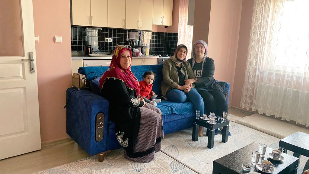 MhgMihrican's tweet photo. Bugün yine çok güzel bir günün daha sonuna geldik gün geçtikçe biraz daha büyüyoruz Allah'ın izniyle başaracağız 💧🌱@Alibabacan @emin_ekmen @IhsanMerdanoglu @CihanUlsen @mesutyuksel21 @MedeniTrk2 @GAFUR0621 @RecepBingol21 @Sibelaldan 💧🌱💧🌱 https://t.co/LEsi3YoY5l