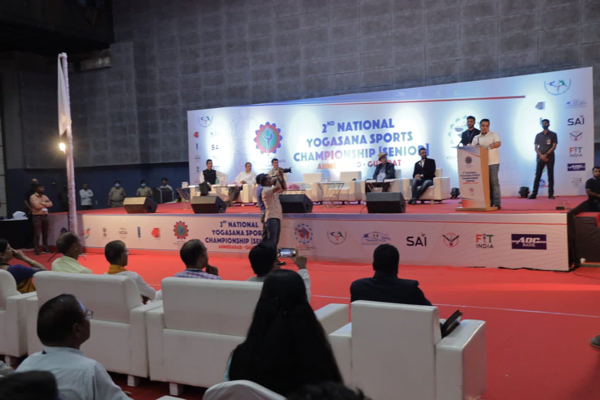 sanghaviharsh's tweet photo. “Yoga is a mirror to look at ourselves from within”

attended the Sr. National Championship 2022in Ahmedabad.
Wished all the young and talented atheletes best of everything. https://t.co/lKD0Ygejrg