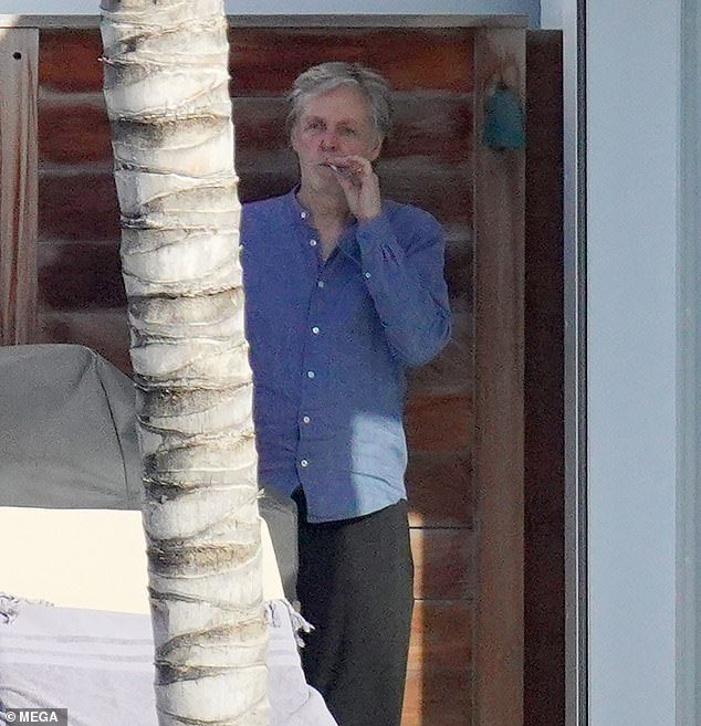 Paul McCartney foi visto recentemente em St Barts