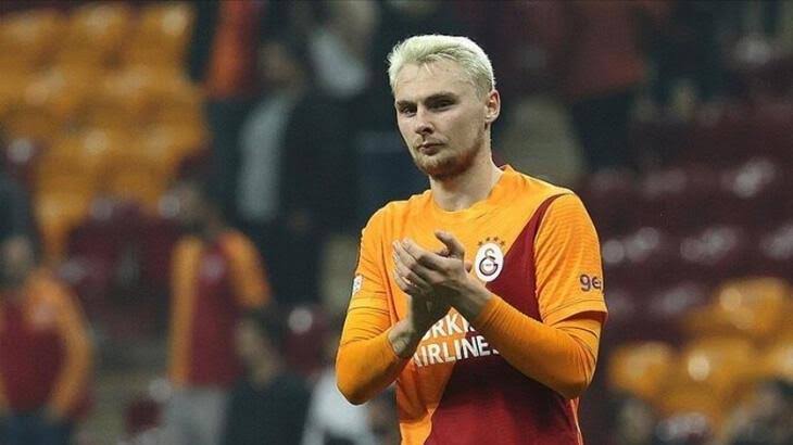 Danimarka hazırlık maçında Hollanda'da 4-2 yenilse de takımının en yüksek reyting alan oyuncusu Victor Nelsson oldu.