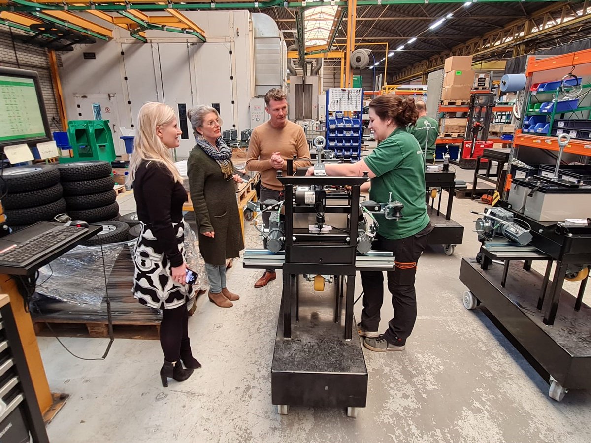 TechValley_nh's tweet photo. Ilse Zaal, gedeputeerde Economie bij @ProvincieNH bezocht op woensdag 30 maart twee TechValley bedrijven: JASA Packaging Solutions en JOZ. 
Lees meer: https://t.co/QCHQiLcPkw https://t.co/ZBqjFMuAOT
