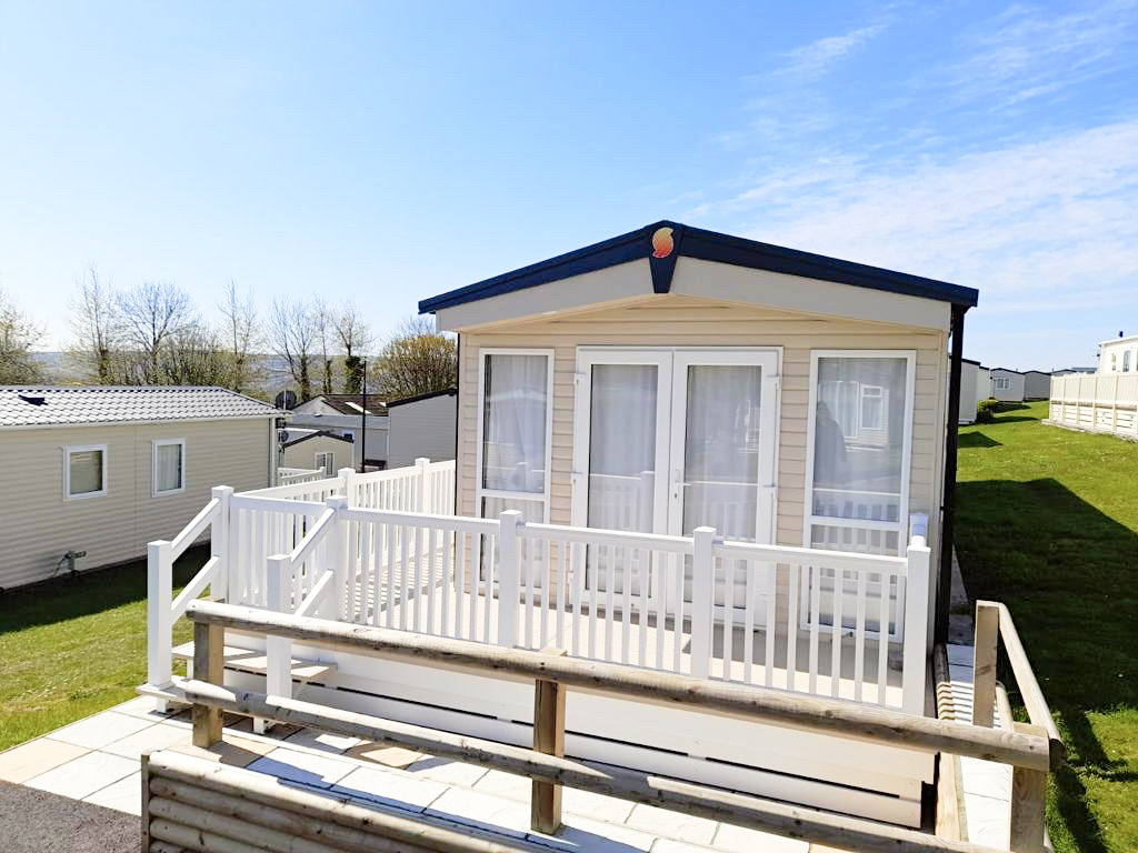 DREAMING OF WARMER WEATHER...
We're thinking of the warmer days ahead and the return of the sunshine. Here's a picture of our Supreme at Ulwell Holiday Park in Swanage to help the imagination along... #supreme #holidayhomes #britishsummertime