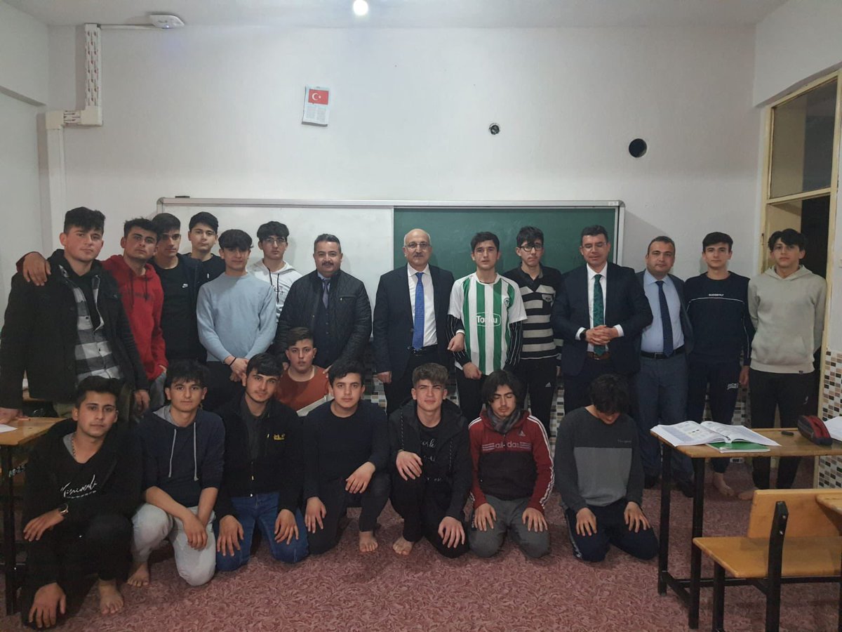 konyamem's tweet photo. İl Milli Eğitim Müdürümüz Seyit Ali Büyük, Bozkır Kaymakamı Fatmagül Dalmış ve Belediye Başkanı Sadettin Saygı ile beraber ilçedeki okulları ziyaret ederek incelemelerde bulundu; yürütülen eğitim çalışmaları hakkında bilgi aldı.
@tcmeb @TCKonyaValiligi 
@SeyitAliBuyuk 
#konyamem https://t.co/SuxFjJ7Qo8